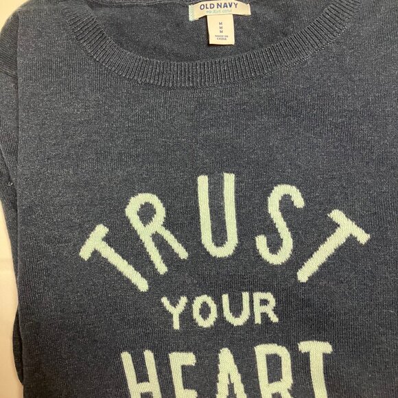 Trust your Heart Sweater - Picture 2 of 3